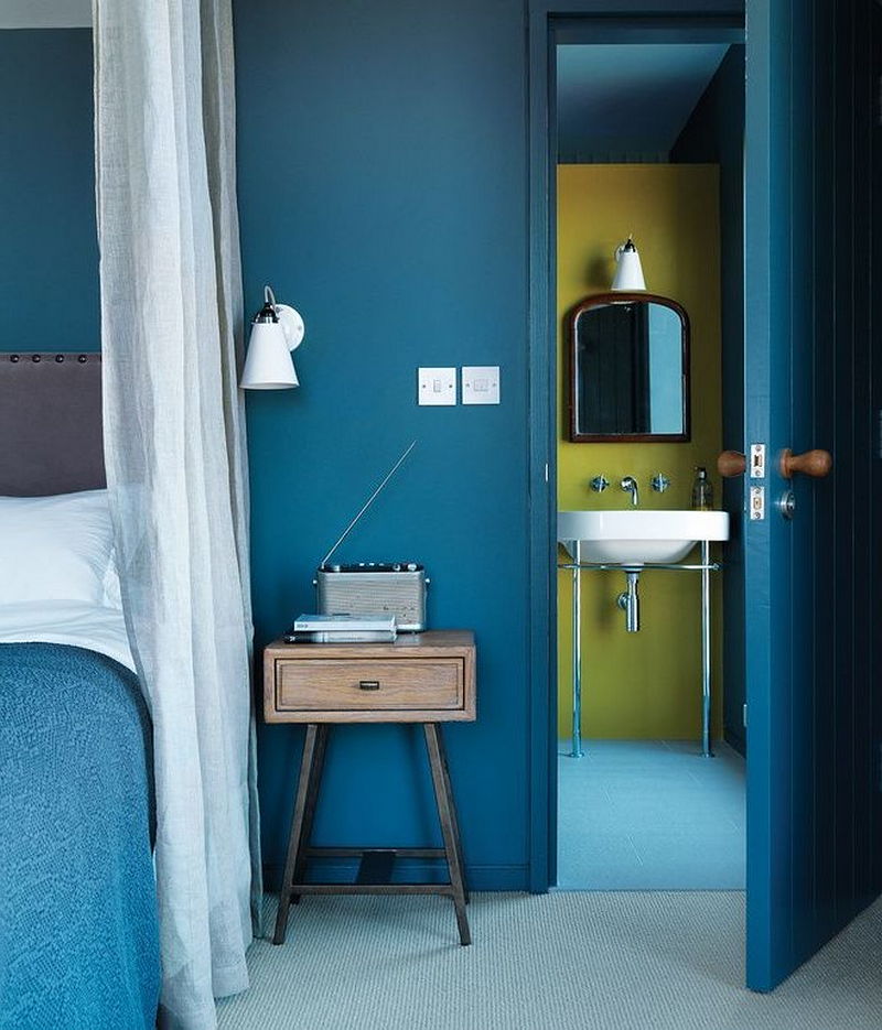 snorkel-blue-bedroom