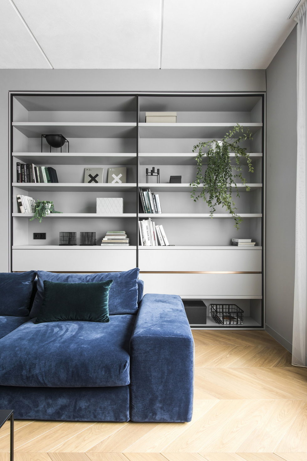 interior-of-the-apartment-in-vilnius-4