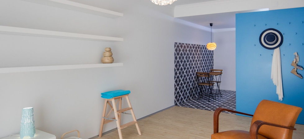 small-apartment-reconstruction-in-portugal-15