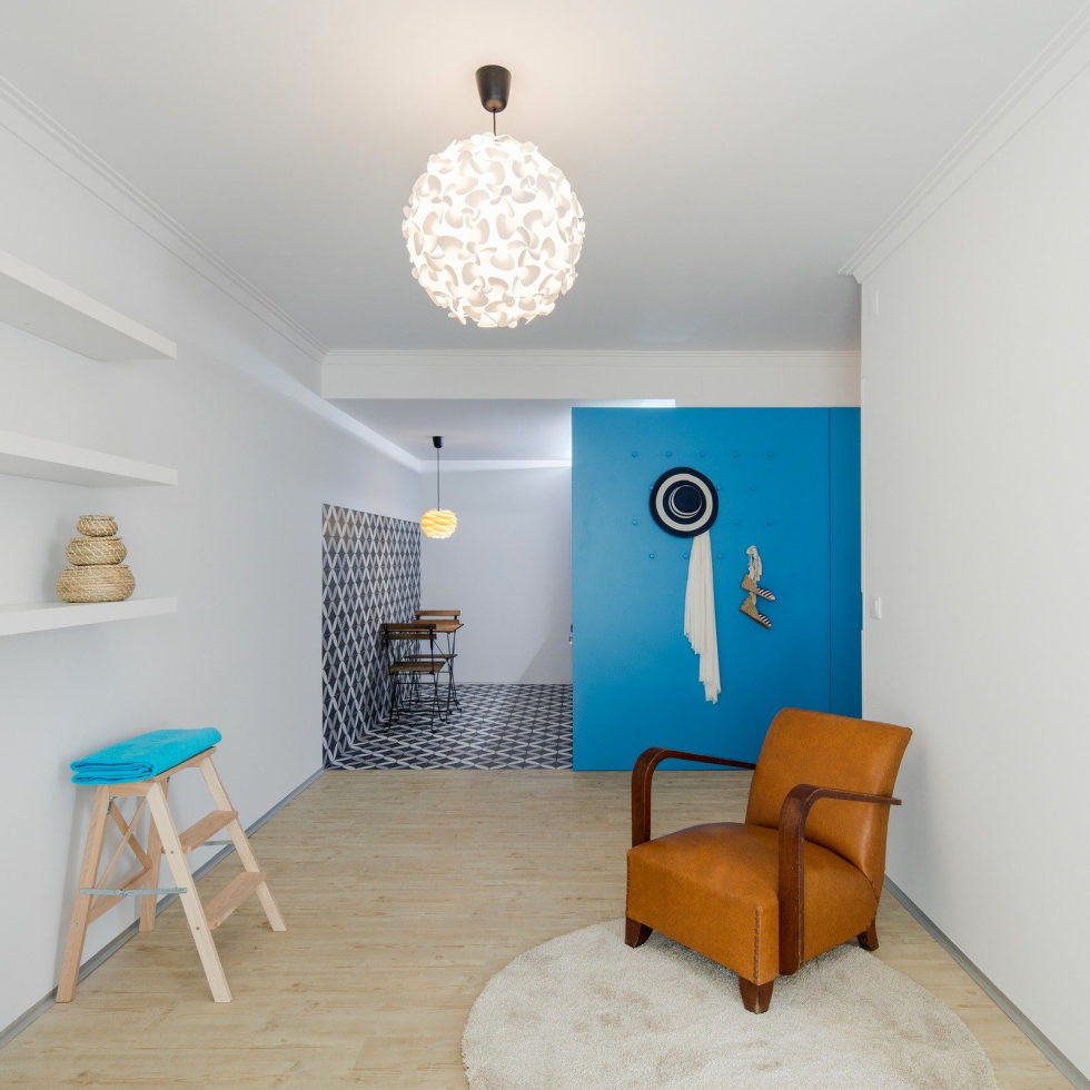 small-apartment-reconstruction-in-portugal-8