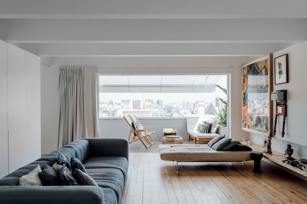 B.A. The Two Level Apartment In Lisbon By Atelier Data 13