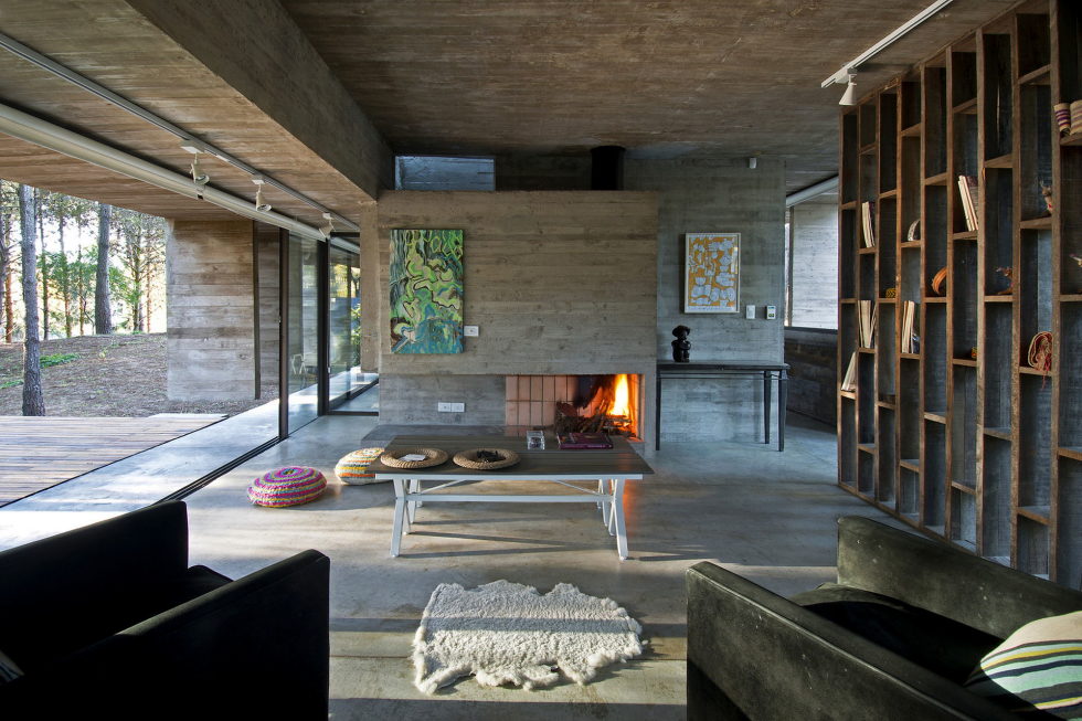 the-concrete-house-for-a-family-in-argentina-7