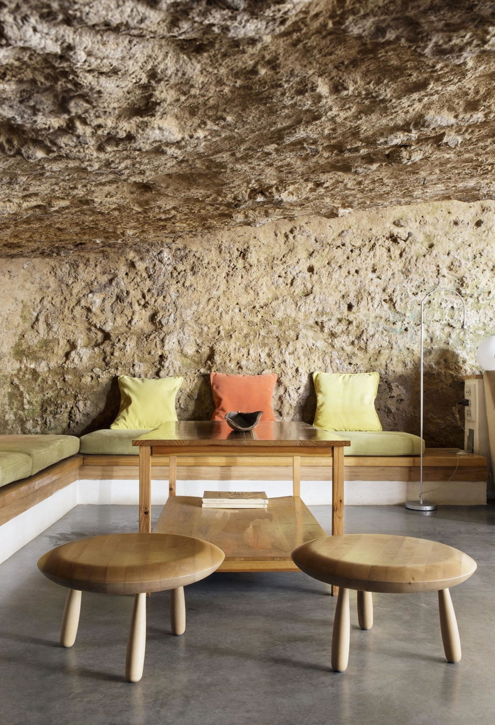 House Cave The Unusual Residence in Spain 8