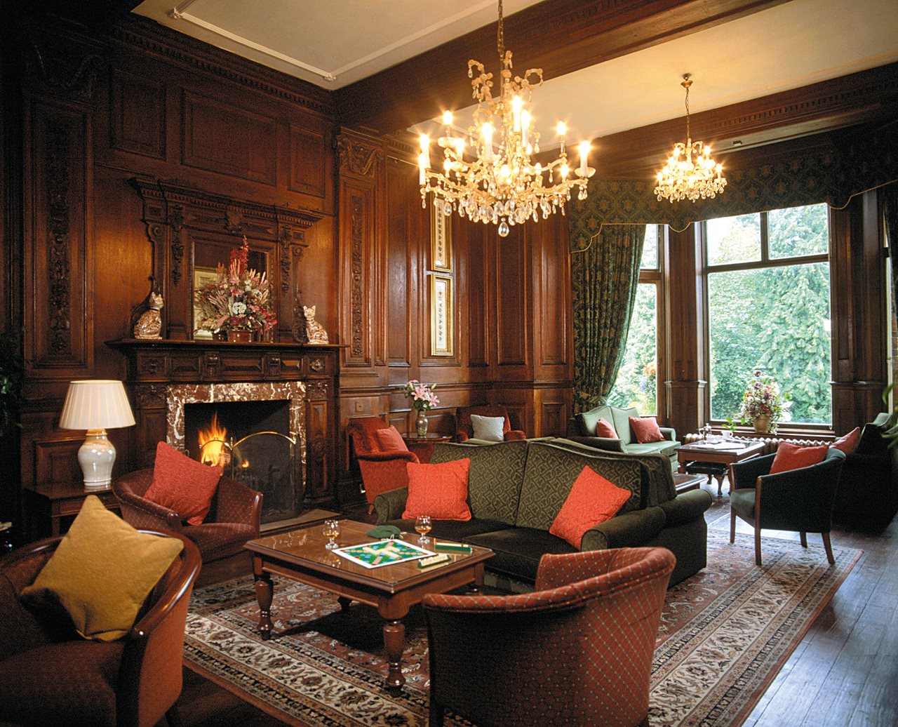 English Style Interior Design Living Room 