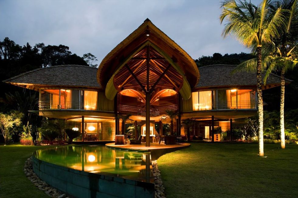 Leaf House - Outdoor swimming pool