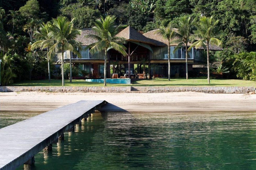 Leaf House - beach and wildlife