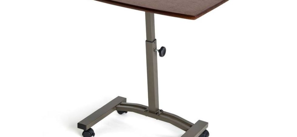 Why it is better to use a standing laptop desk