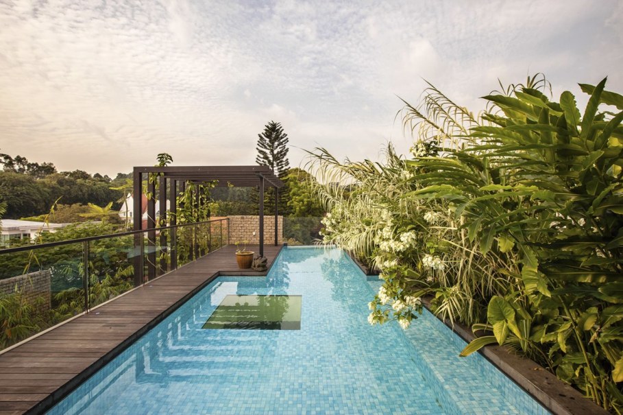 Tan's Garden Villa -  Beautiful Pool Surrounded By Lush Flora