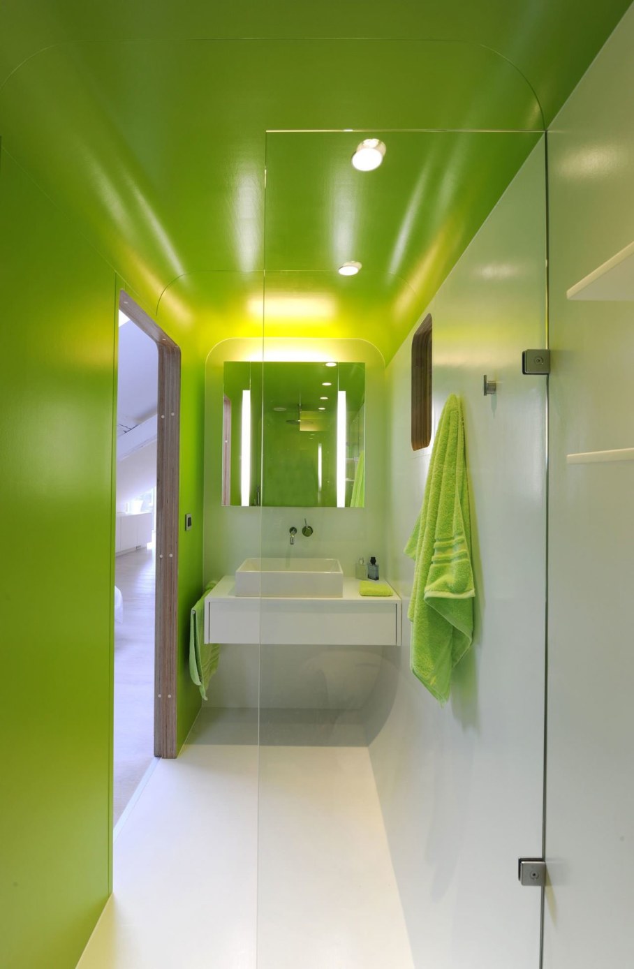 Creative Apartment Design from Dethier Architectures - Green Bathroom