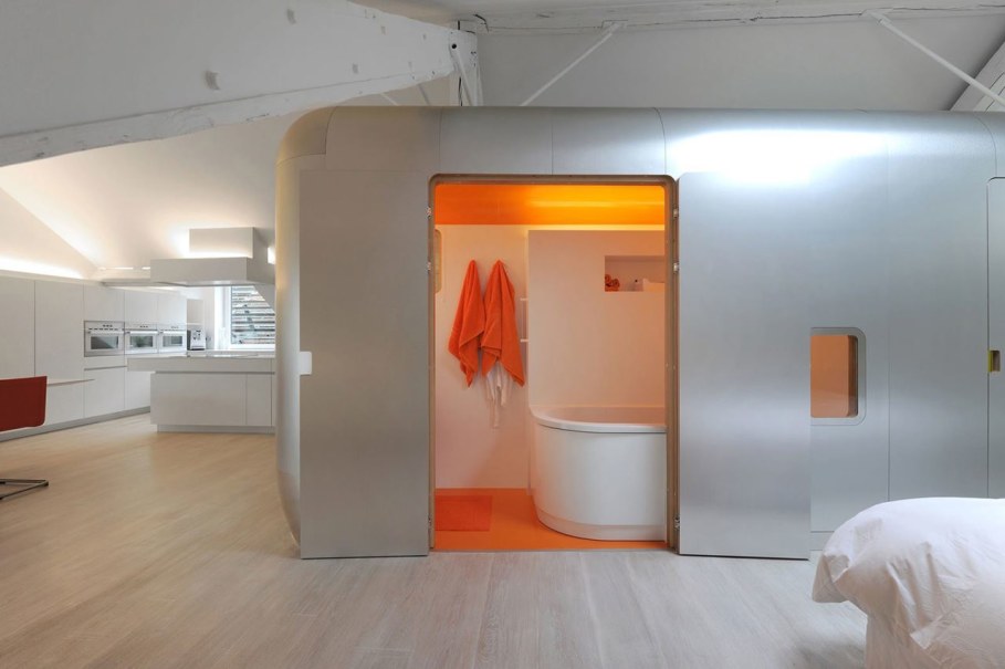 Creative Apartment Design from Dethier Architectures - Orange Bathroom
