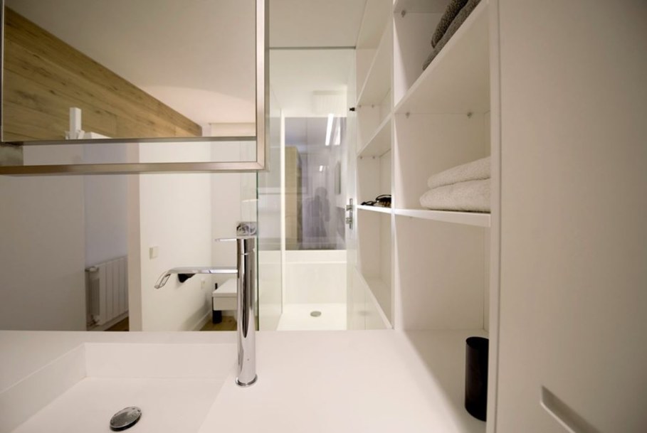 idyllic-apartments-Spain-bathroom-6