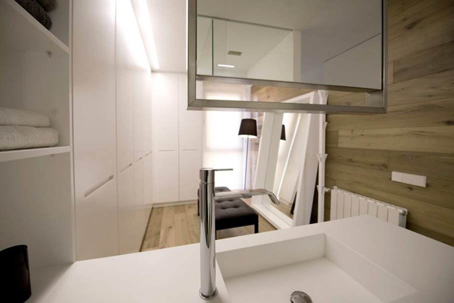 idyllic-apartments-Spain-bathroom-8