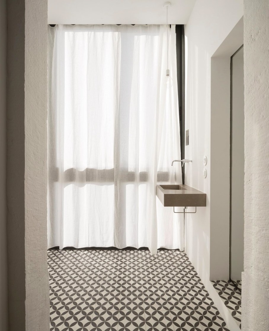 Principe Real Apartment from Fala atelier - bathroom