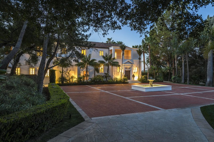 Santa Barbara 'Scarface' Mansion 4