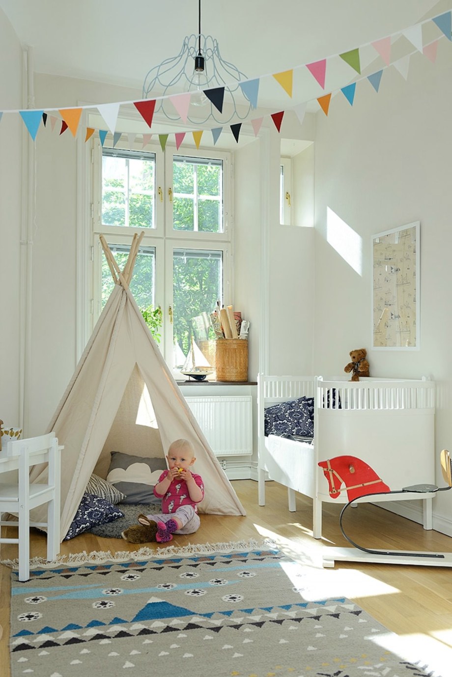 Scandinavian-Styled-Childrens-Room-14