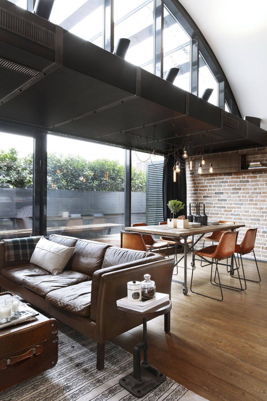 Designer`s Loft 9b In Sofia - Dining table