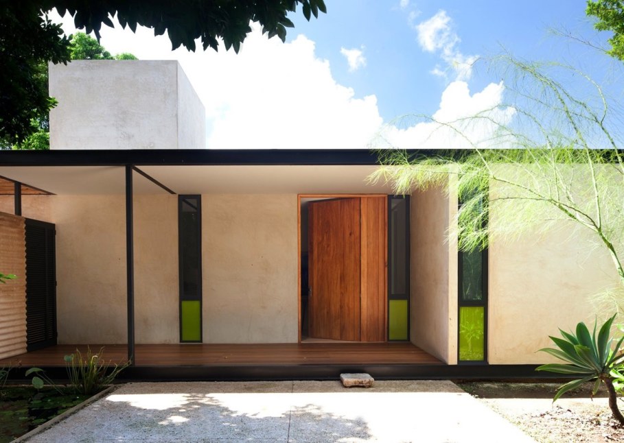 Energy-Saving Itzimna House in Mexico