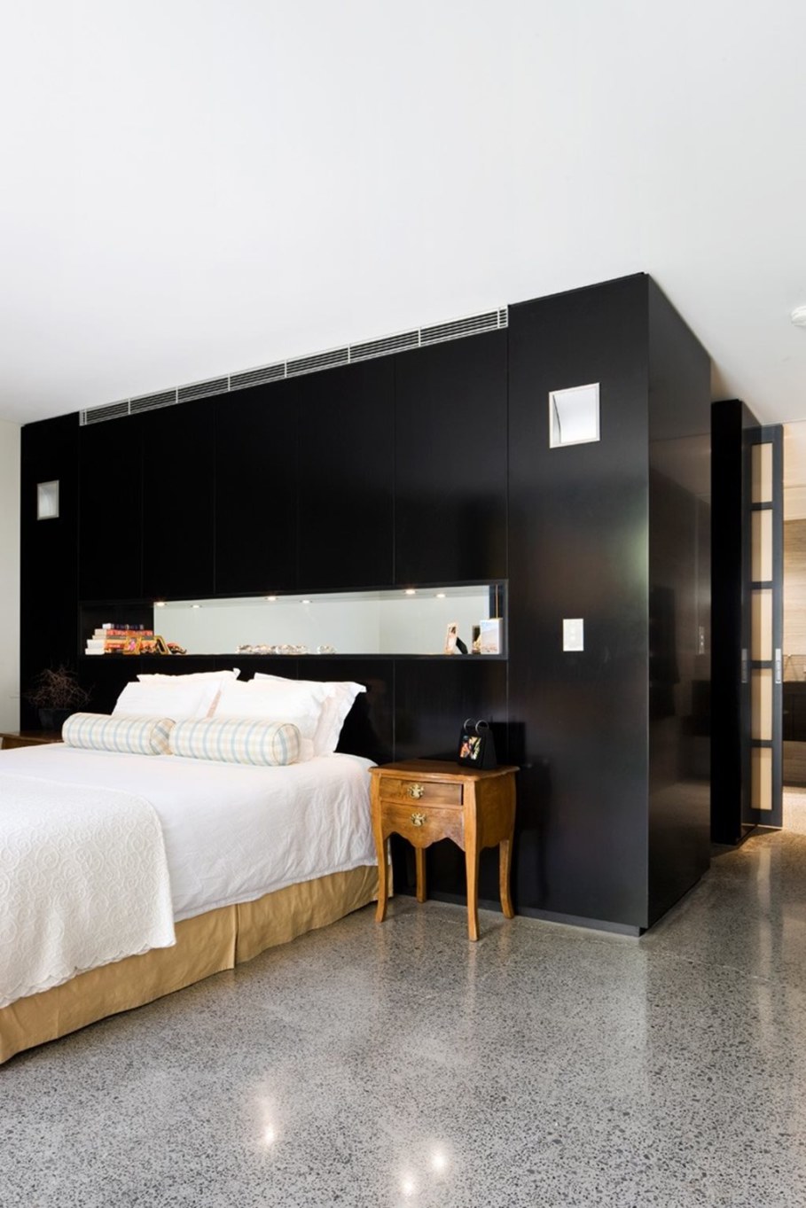 Grand loft house in Australia by Corben Architects studio - Bedroom 2