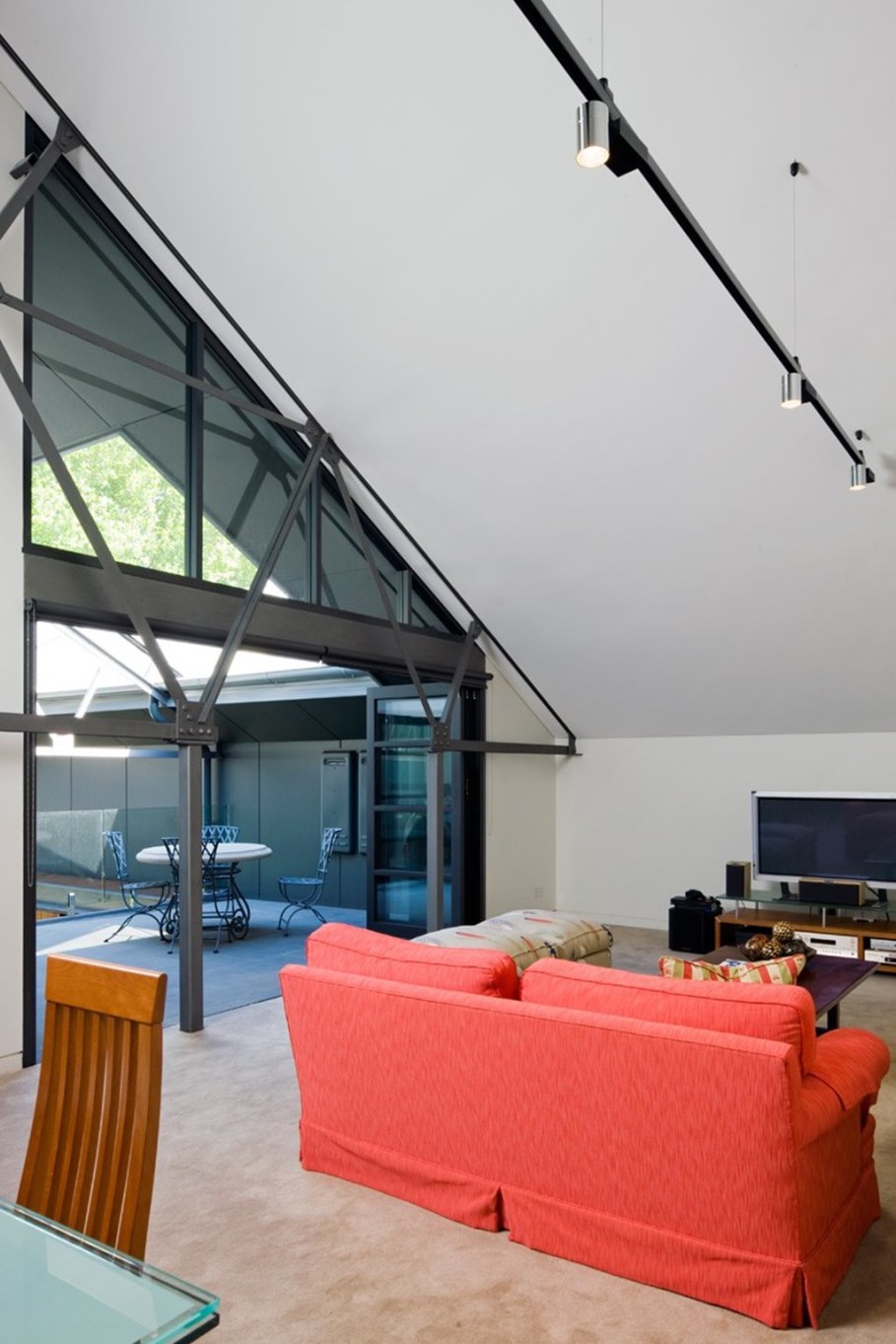 Grand loft house in Australia by Corben Architects studio - Living room 6