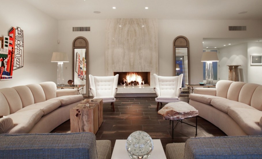 How to decorate the zone around the fireplace - Arrange decor symmetrically