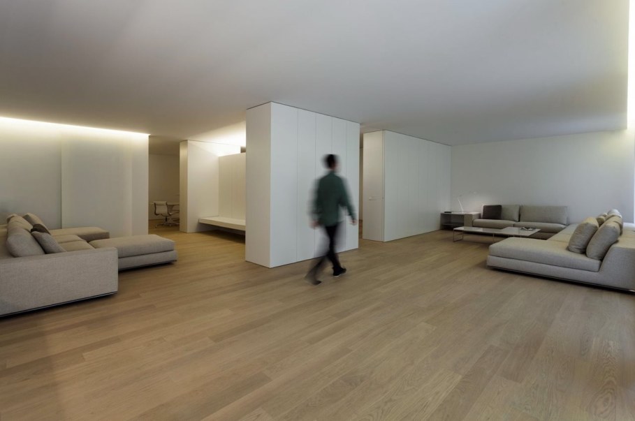 The house in the style of minimalism in Valencia - Interior