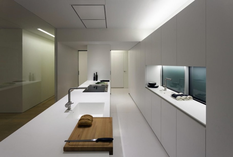 The house in the style of minimalism in Valencia - Kitchen island design