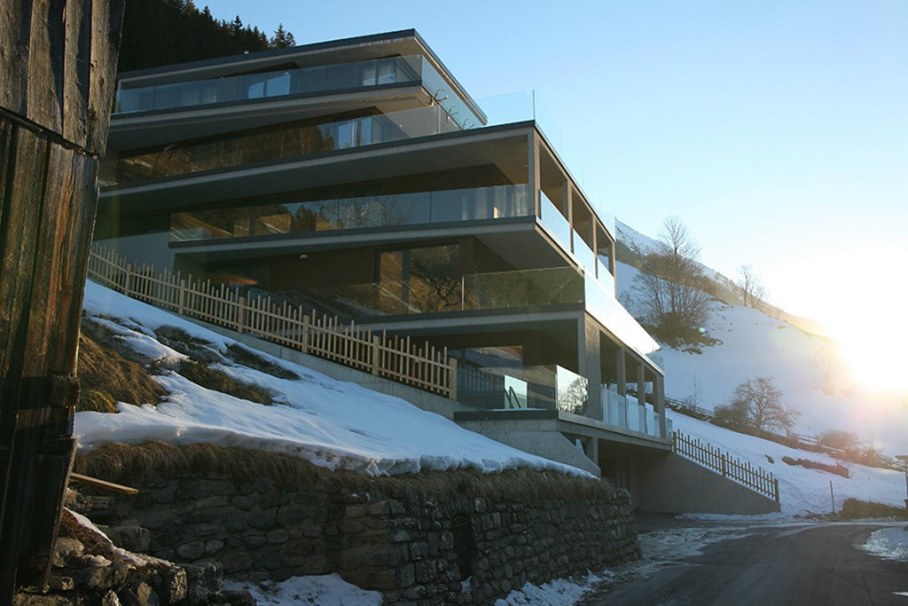 Canelle Chalet On The Stiff Slope In Alps 9