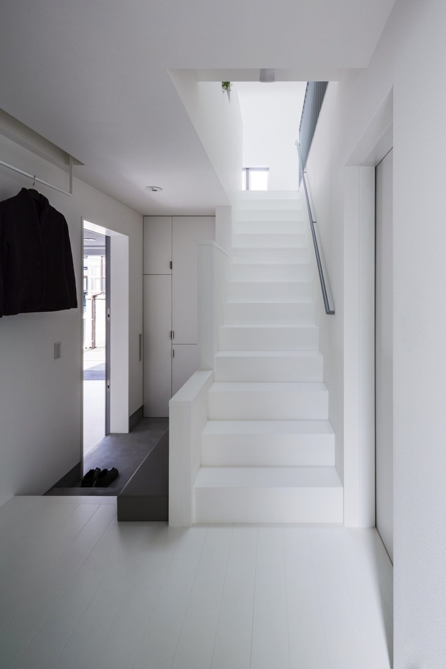 Compact house in Japan 16