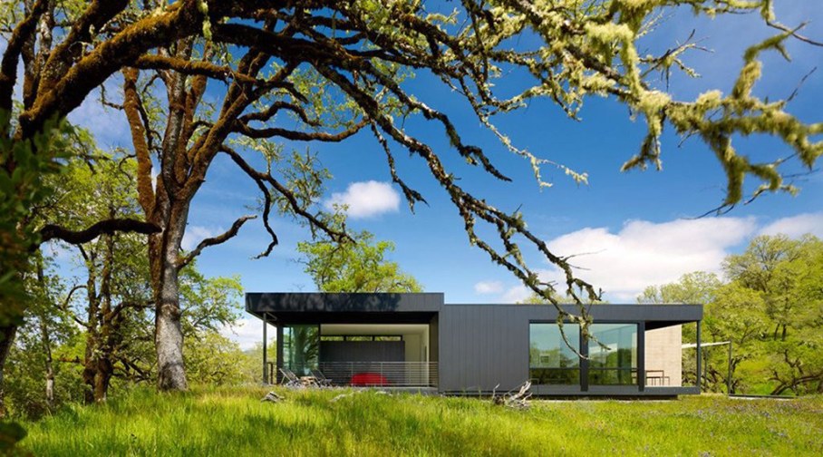 Country Rest House In Northern California - Facade