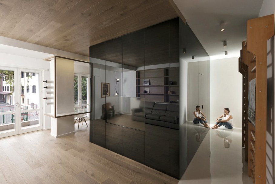 Cube House by Noses Architects studio 1