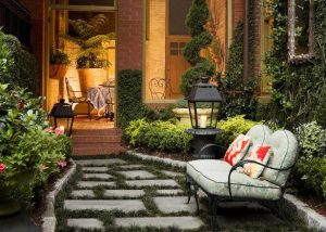 The Perfect Front Porch Decorating Ideas to Choose From