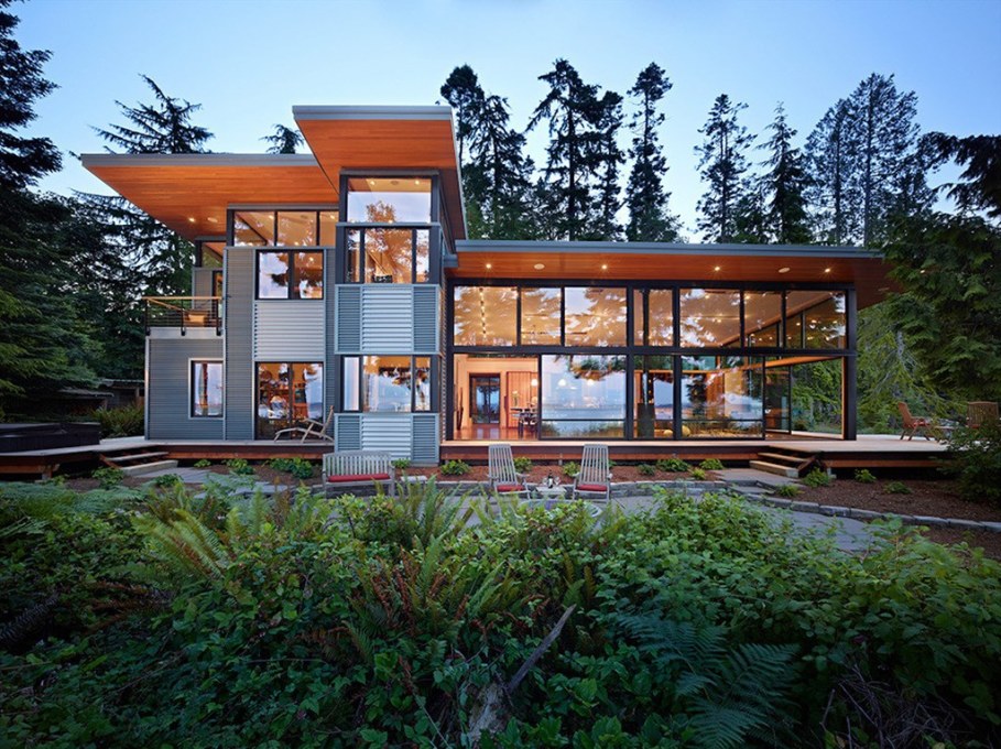 Glass Residence On The Creek Shore In Washington 1