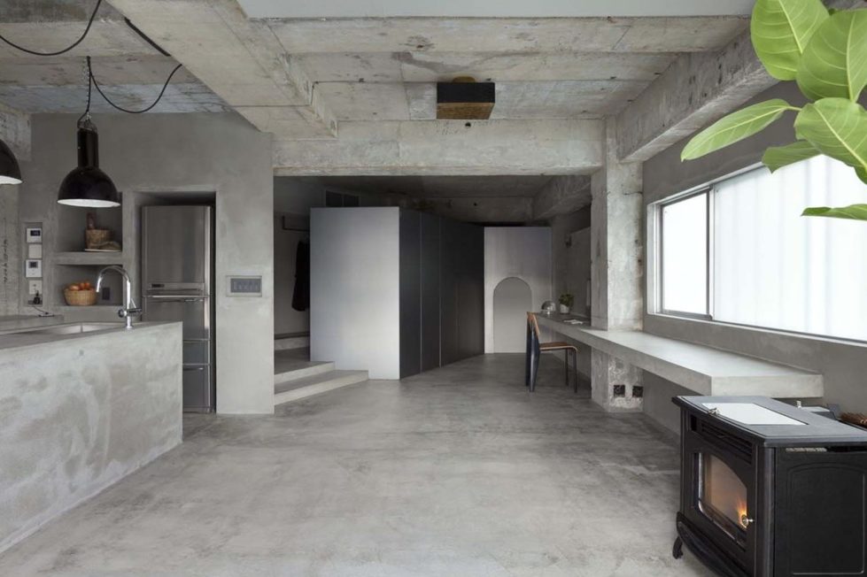 Interior design: a concrete apartment