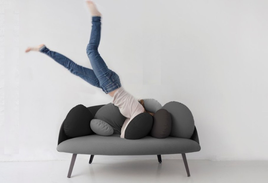 Nubilo - a miniature sofa in a cloud shape - soft 2