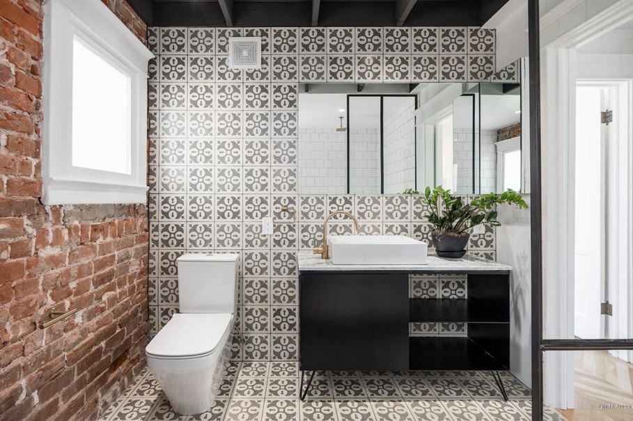 Restoration Of A Historical House in Phoenix - Washroom