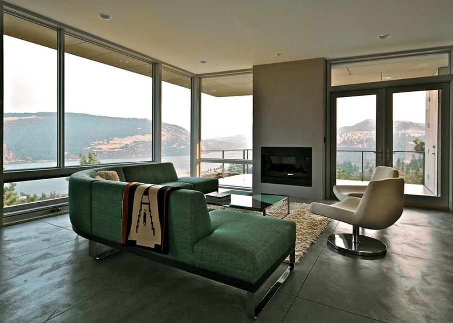 The House On The Hillside With A Marvelous View 4