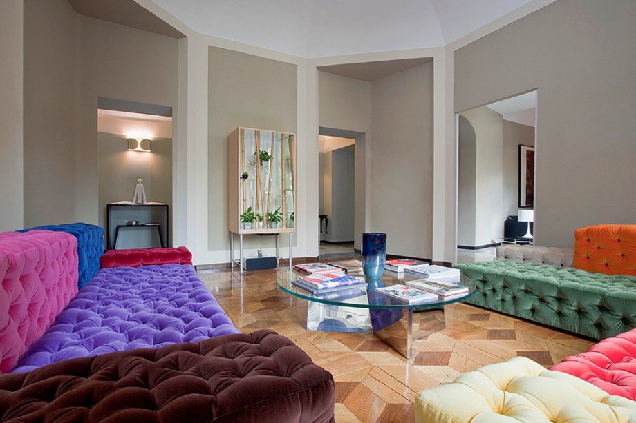 The modern apartment in Milan 1