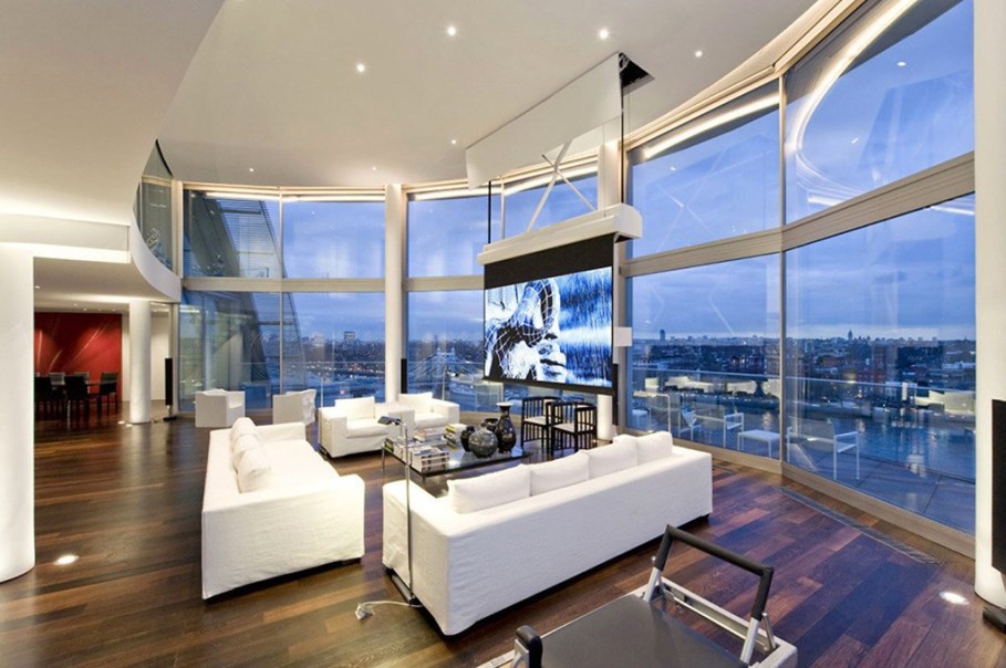 Two-Storey Penthouse Overlooking The Thames, London 1