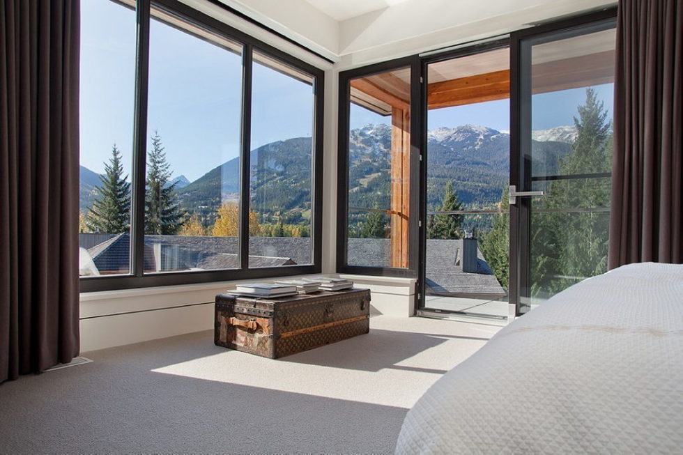 A Stylish House In British Columbian Mountains Worthing $8.5 Million 22