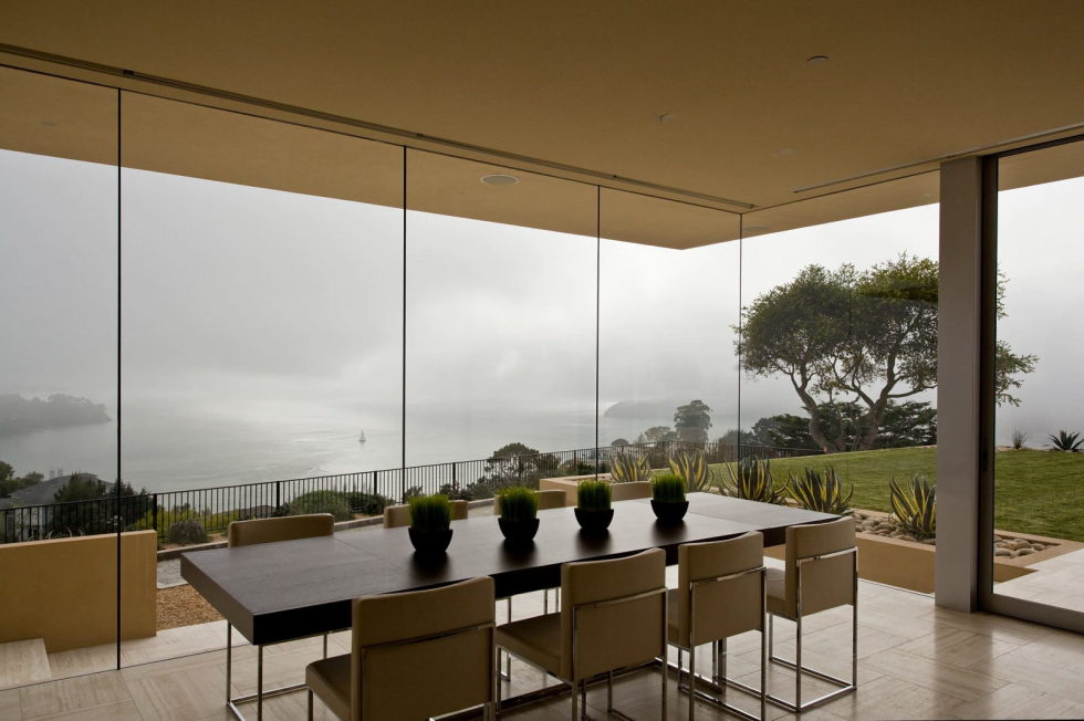 The Garay Residence on the shores of San Francisco Bay from Swatt Miers Architects 11