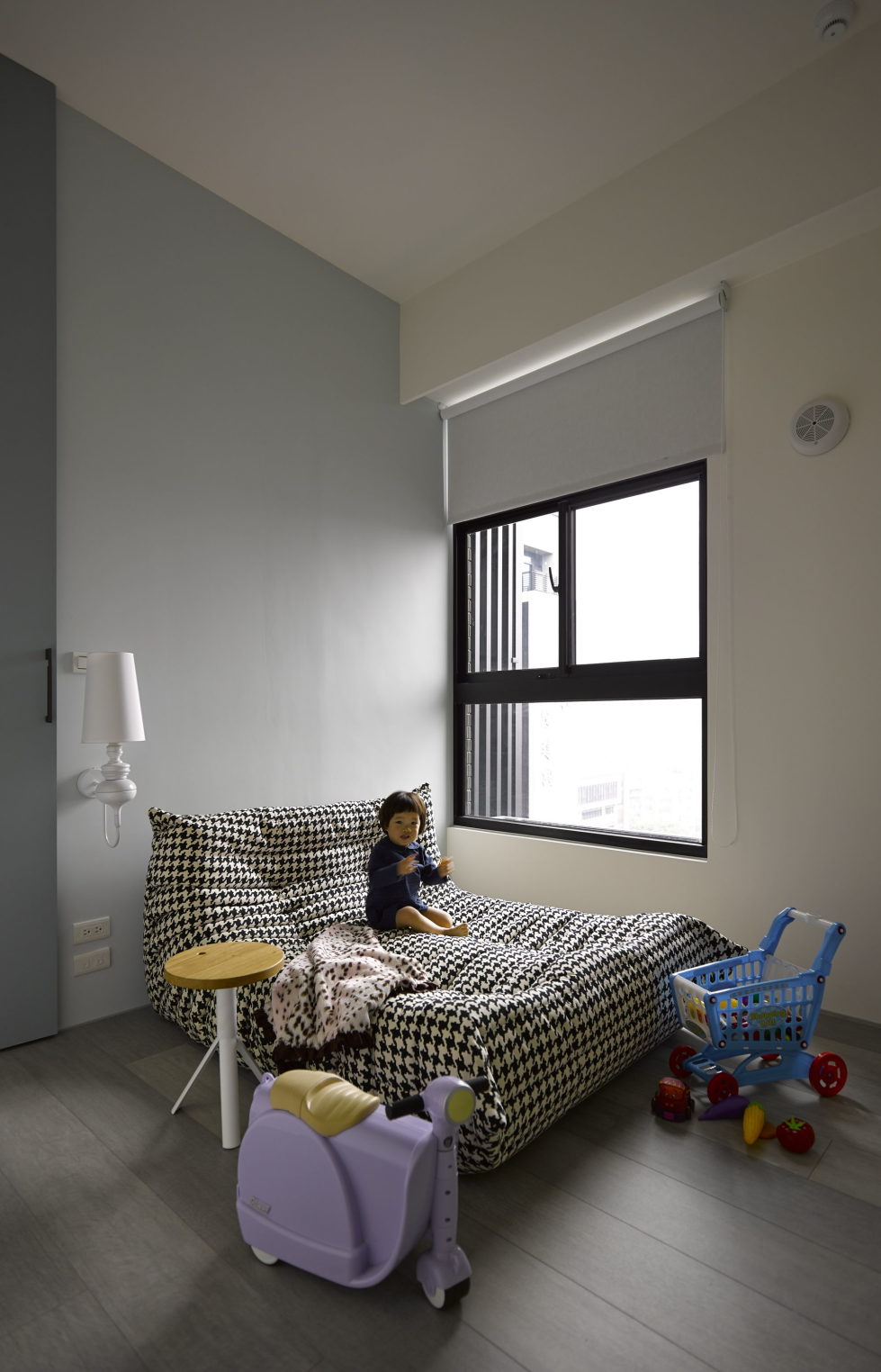 Modern Three-Room Apartment From Ganna Design Studio In Taipei, Taiwan 12