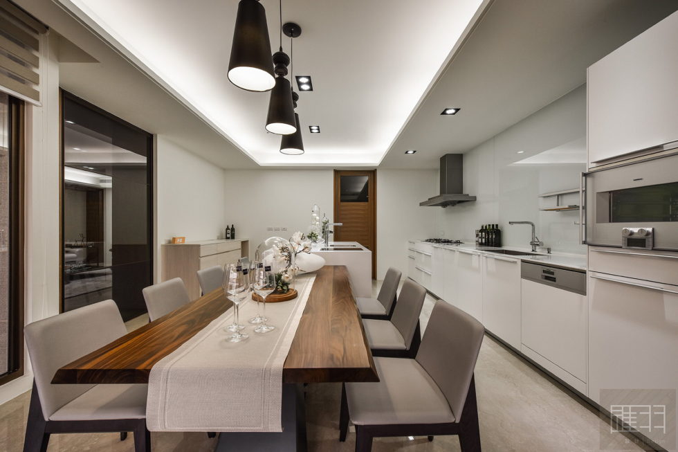 Interior Of The Apartment In Taiwan From Manson Hsiao, Hui-yu Interior Design Studio 14