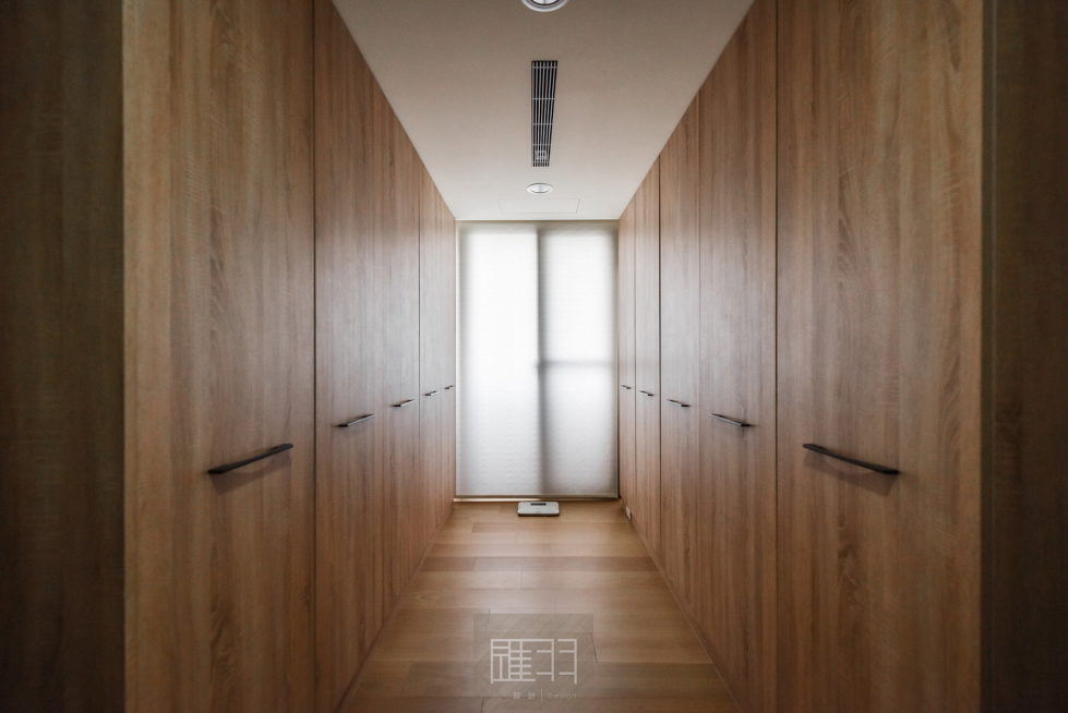 Interior Of The Apartment In Taiwan From Manson Hsiao, Hui-yu Interior Design Studio 24