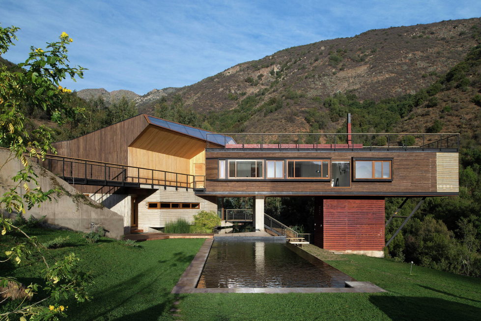 Private Country House Casa El Maqui At The Root Of Mountain In Chile From GITC Arquitectura Studio 3