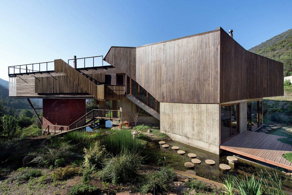 Private Country House Casa El Maqui At The Root Of Mountain In Chile From GITC Arquitectura Studio 4