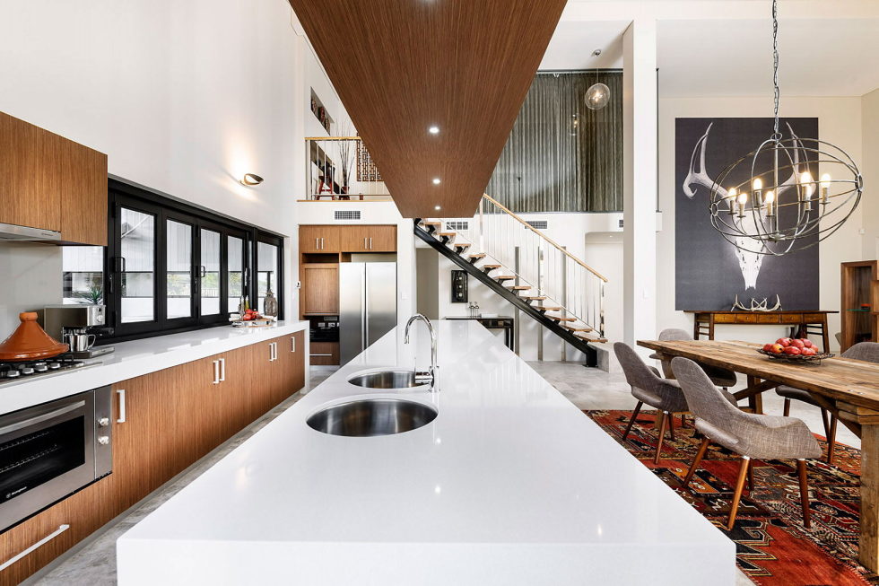 The House In Loft Style With Bright Interior In Pert (Australia) - The Bletchley Loft 15