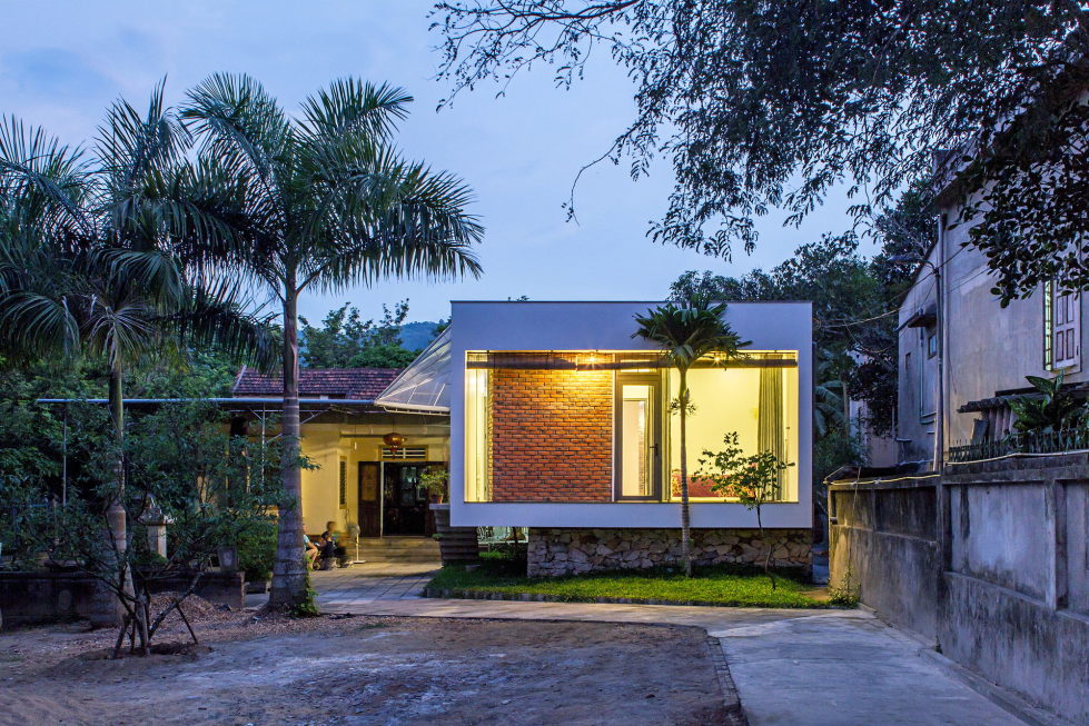 The Shelter Extension Of The Rural Houses Space in Vietnam 1