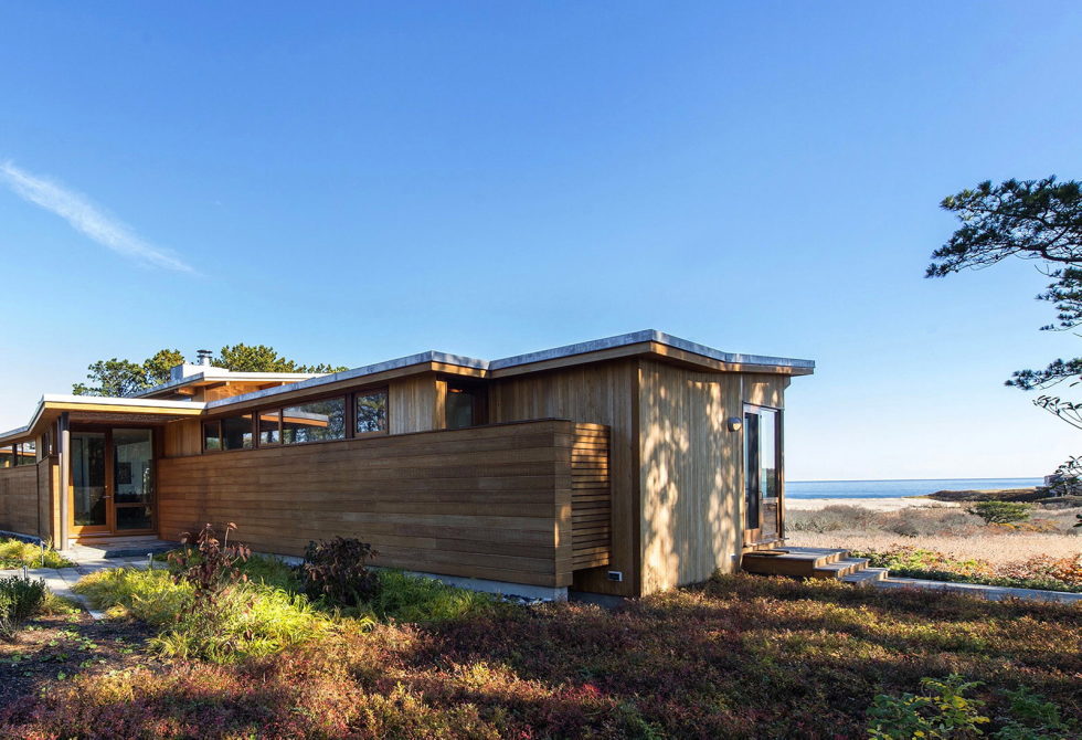 The house on the shore of the Atlantic Ocean by the Hammer Architects 6