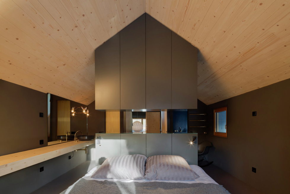 Wooden House At The Upper Bavaria From Arnhard und Eck Architekten Bureau 12