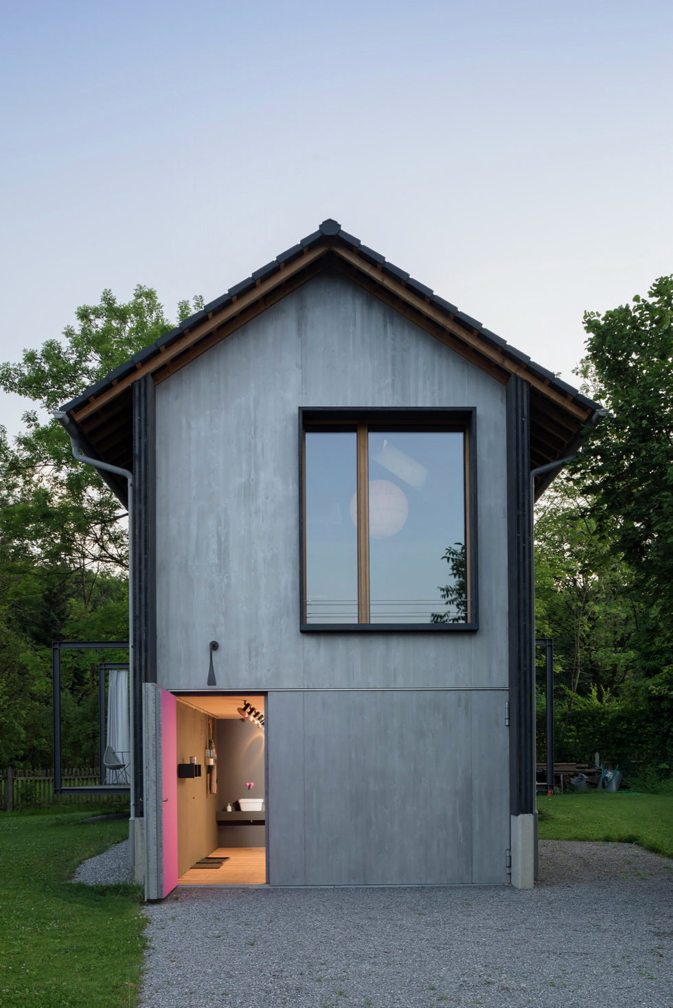 Wooden House At The Upper Bavaria From Arnhard und Eck Architekten Bureau 2